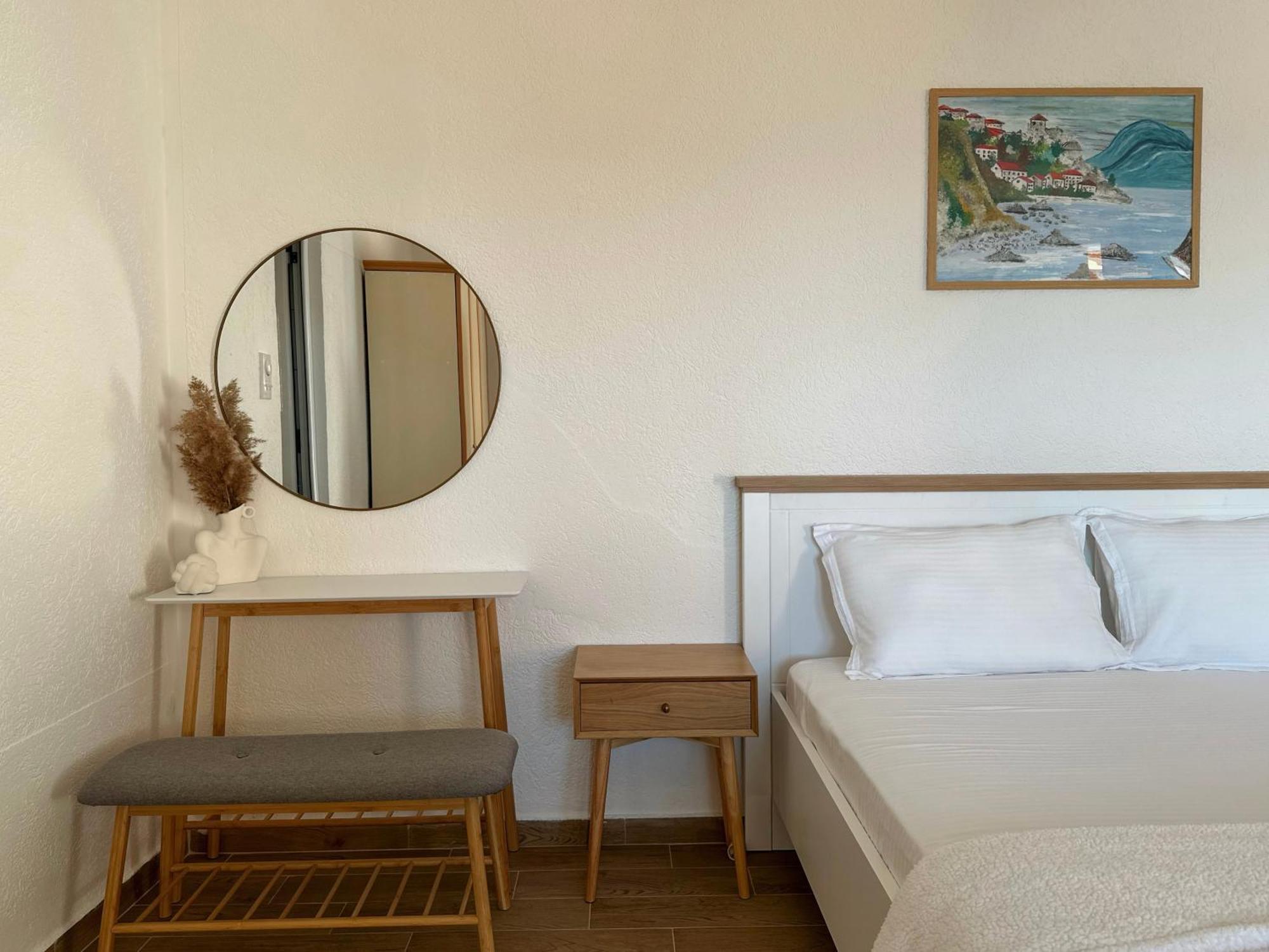 Seas The Day - With Sea View And Terrace Apartman Ulcinj